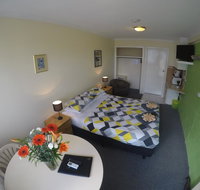 Turn-in Motel - Accommodation Australia