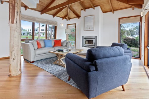 Tura Tree House - Accommodation Australia 3