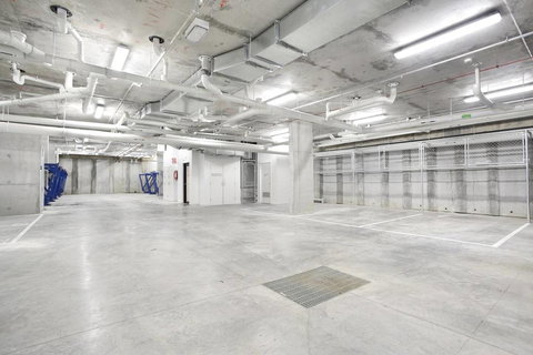 Two Brand New Bedrooms In The Sunlight Area - Australia Shopping 2