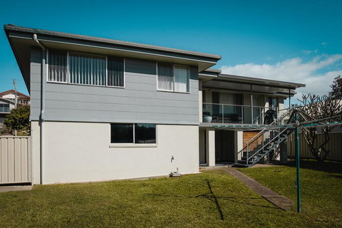 Underwood Road 62 - Australia Shopping 1