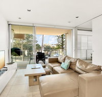 Unit 106 Plantation Resort - Rainbow Beach Walk to beach Views Aircon Pool Plantation Resort - Accommodation Australia