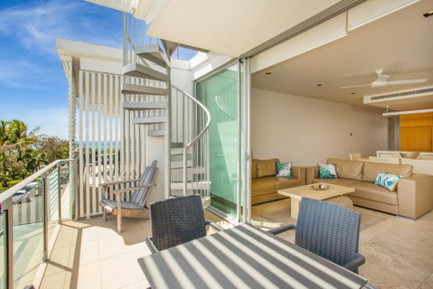 Unit 203 Plantation - Rainbow Beach, Plantation Resort Top Floor, Aircon, Free Wi-Fi - Accommodation Australia 0