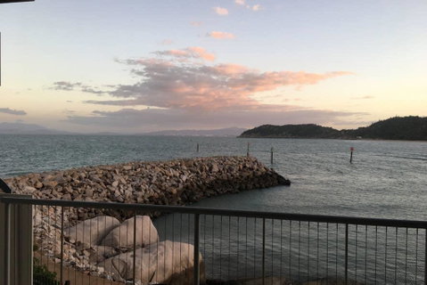 Unit 3202 One Bright Point - Accommodation Australia 0