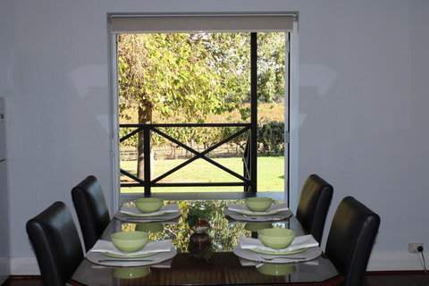 Upper Reach Spa Cottage - Local Tourism 2