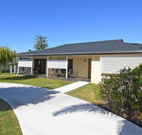 Urangan Harbour Bungalow - Local Tourism