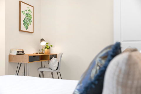 Urban Rest - The Seymour - Accommodation Australia 1