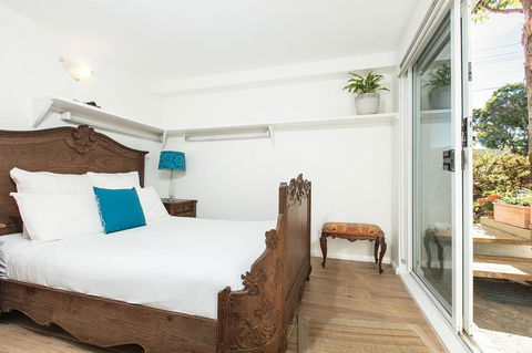 Vibrant Oversized Studio In Leafy Balgowlah - Accommodation Australia 2