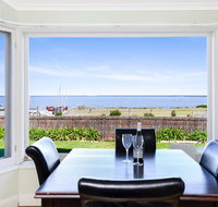 Victor Harbor Beachfront Bliss  WiFi - Australia Shopping