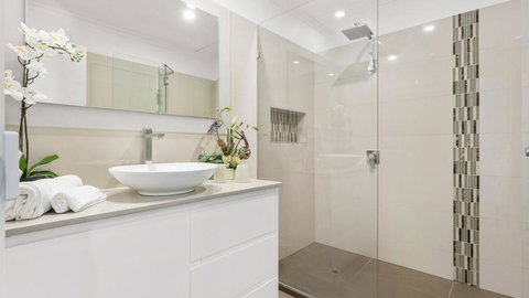 VIEWS AT MCCRAE..... - Accommodation Australia 0