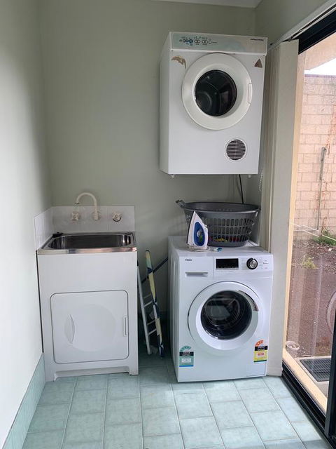 Views On Spencer - Accommodation Australia 3