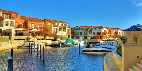 Villa Port Grimaud On Bouvard Island - Local Tourism 0
