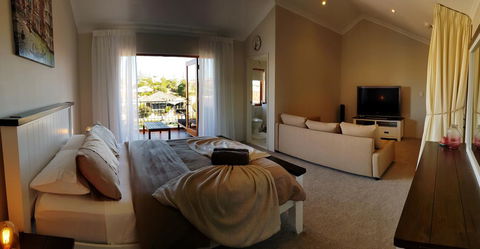 Villa Port Grimaud On Bouvard Island - Local Tourism 3