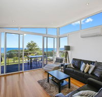VILLA SARINA - beautiful villa in Skenes Creek - Accommodation Australia