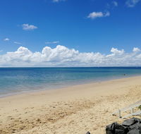 Walk to Beach Queenslander HOME in CBD Hervey Bay - Local Tourism