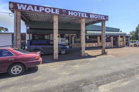 Walpole Hotel Motel - Accommodation Australia 1