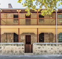 Warders Cottage Iconic Cottage in the Heart of Freo - Accommodation Australia