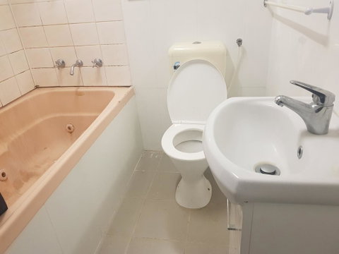 Warm Friendly Family Environment In Braybrook - Accommodation Australia 1