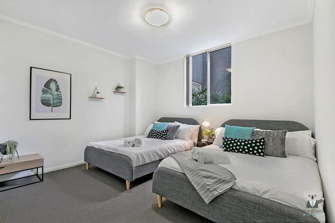 WARRICK FRAM 3 BEDS APT FREE PARKING WALK TO WESTFIELD CLOSE TO HOSPITAL NWF003 - Accommodation Australia 2