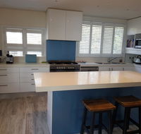 Waterfront 2 Bed Luxury Apartment in Corlette Port Stephens - Sleeps 4 - Local Tourism