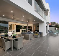Waterfront Splendour - Accommodation Australia
