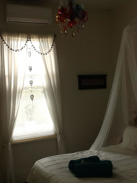 Redruth Cottage - Accommodation Australia 13