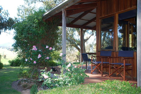 Bluegum Ridge Cottages - Local Tourism 21