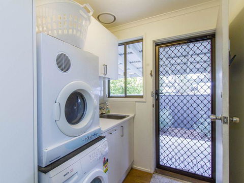 Perfect For Family Fun - Accommodation Australia 12