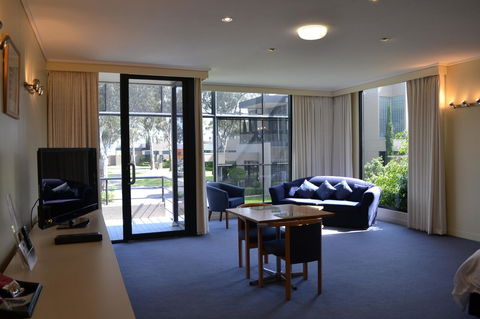 The Dingley Hotel - Accommodation Australia 37