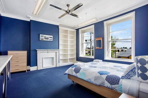 Plummers Mill - Central Townhouse - Accommodation Australia 0