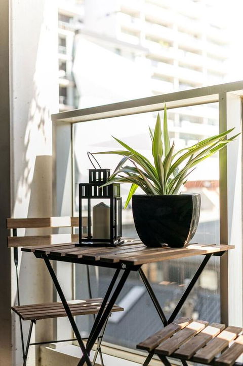 Complete Host 50 Claremont St Apartments - Accommodation Australia 27