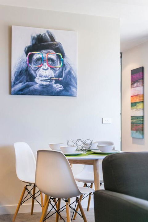 Complete Host 50 Claremont St Apartments - Accommodation Australia 23