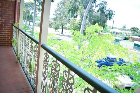 Turner Terrace - Accommodation Australia 4