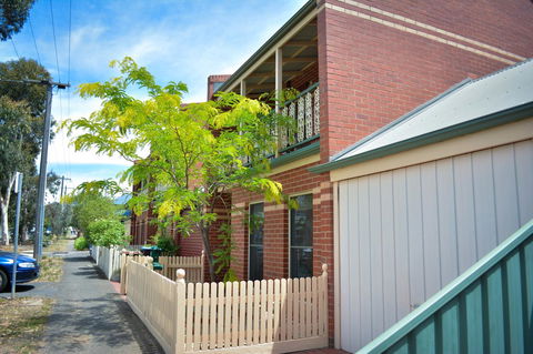 Turner Terrace - Accommodation Australia 28
