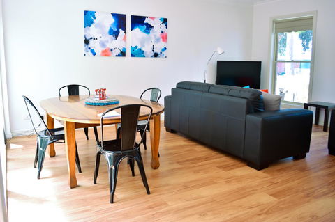 Turner Terrace - Accommodation Australia 7