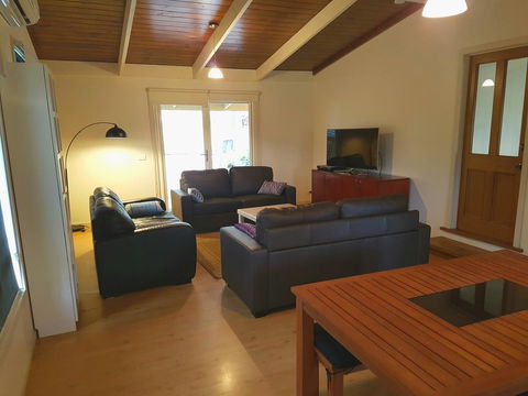 Wahroonga - Accommodation Australia 10