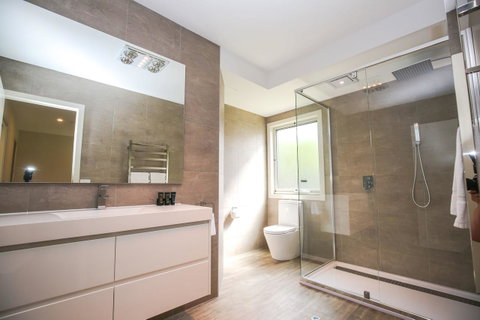 Amber Mist Villa Two - Local Tourism 10