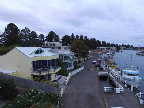 Edge17 Port Fairy Wharf - Accommodation Australia 21