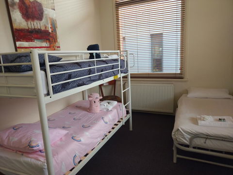 Ansonia On Lydiard - Accommodation Australia 13