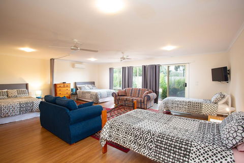 Austral Place 88 Via Merri River - Local Tourism 15