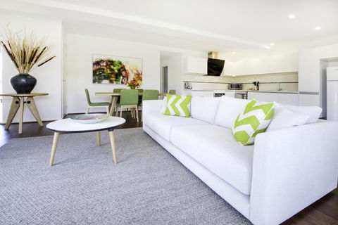 Phillip Island Towers - Local Tourism 7