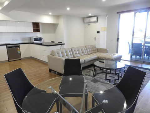 Phillip Island Towers - Local Tourism 4