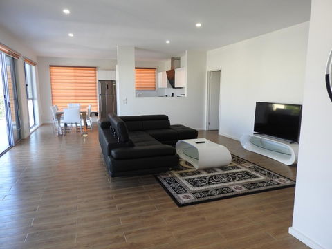 Phillip Island Towers - Local Tourism 14