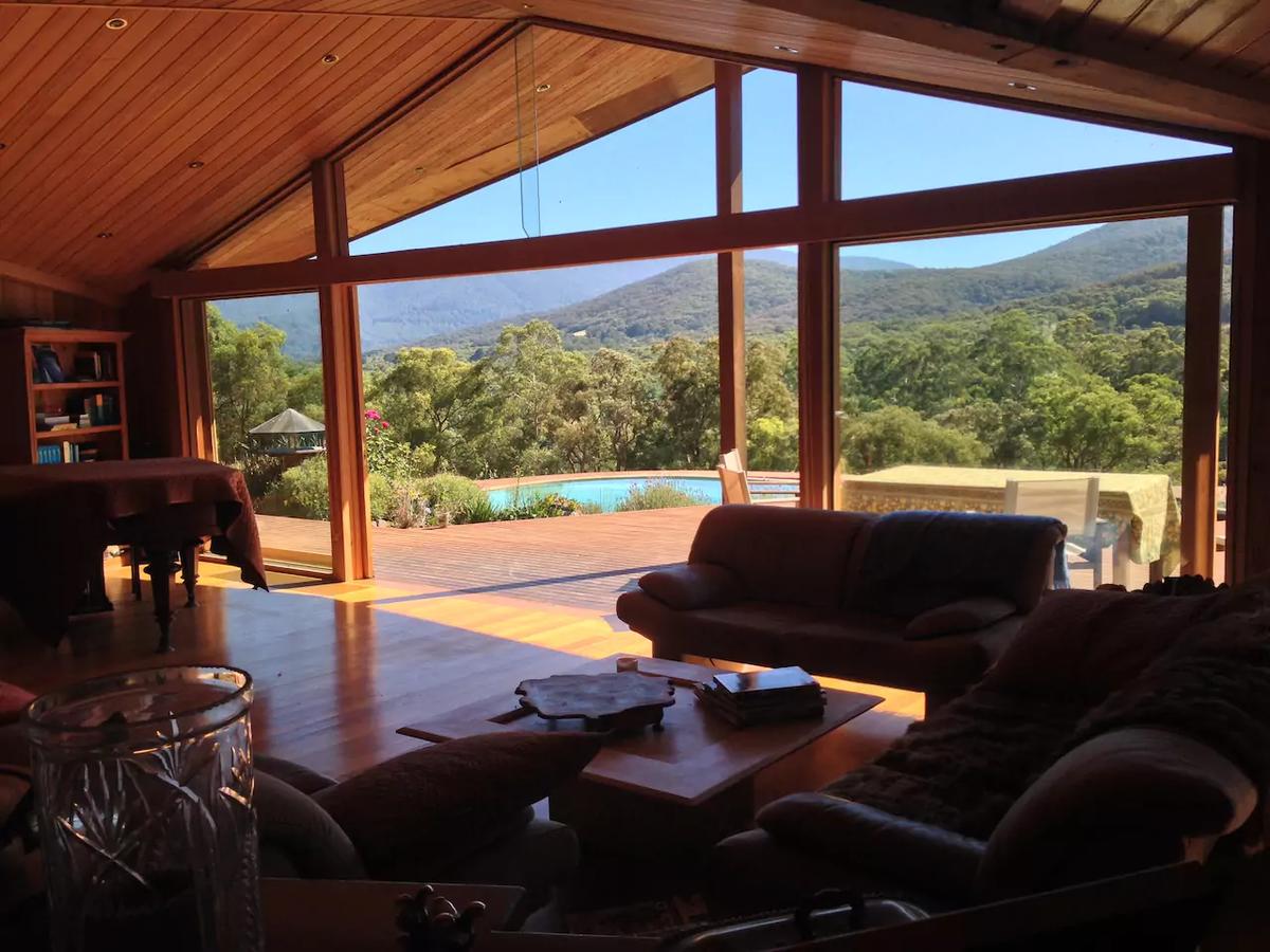 Yarra Junction VIC Australia Shopping