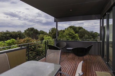 1 Pebble Place - Accommodation Australia 8