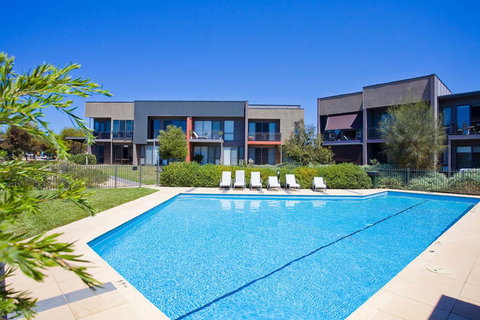 1 Pebble Place - Accommodation Australia 3