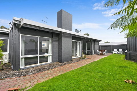 Mysa Anglesea Sleeps 7 WiFi SmartTV Cafes Shops - Accommodation Australia 5