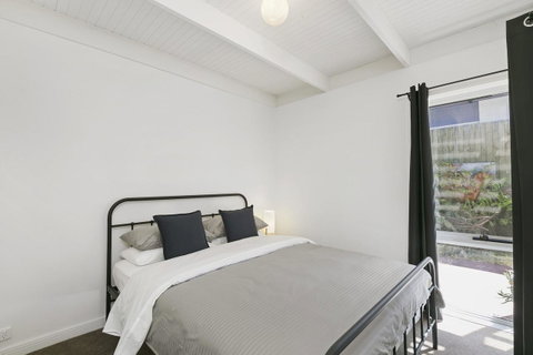 Mysa Anglesea Sleeps 7 WiFi SmartTV Cafes Shops - Accommodation Australia 8
