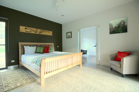 3 Bells Alpine Cottage - Accommodation Australia 9