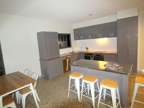 3 Bells Alpine Cottage - Accommodation Australia 4