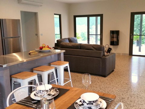3 Bells Alpine Cottage - Accommodation Australia 15